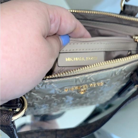 Michael Kors GoldBrown Sullivan Logo Convertible Handbag Strap not incl. - Picture 12 of 16